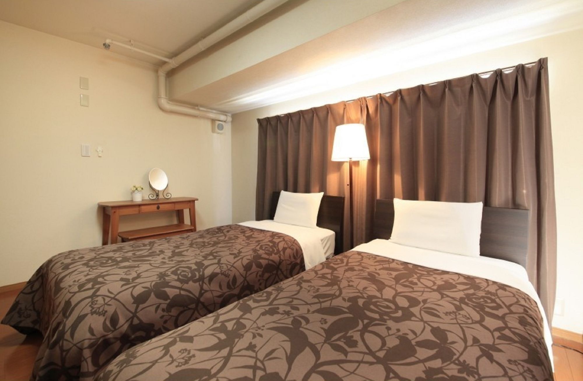 Shinjuku Urban Hotel โตเกียว ภายนอก รูปภาพ
