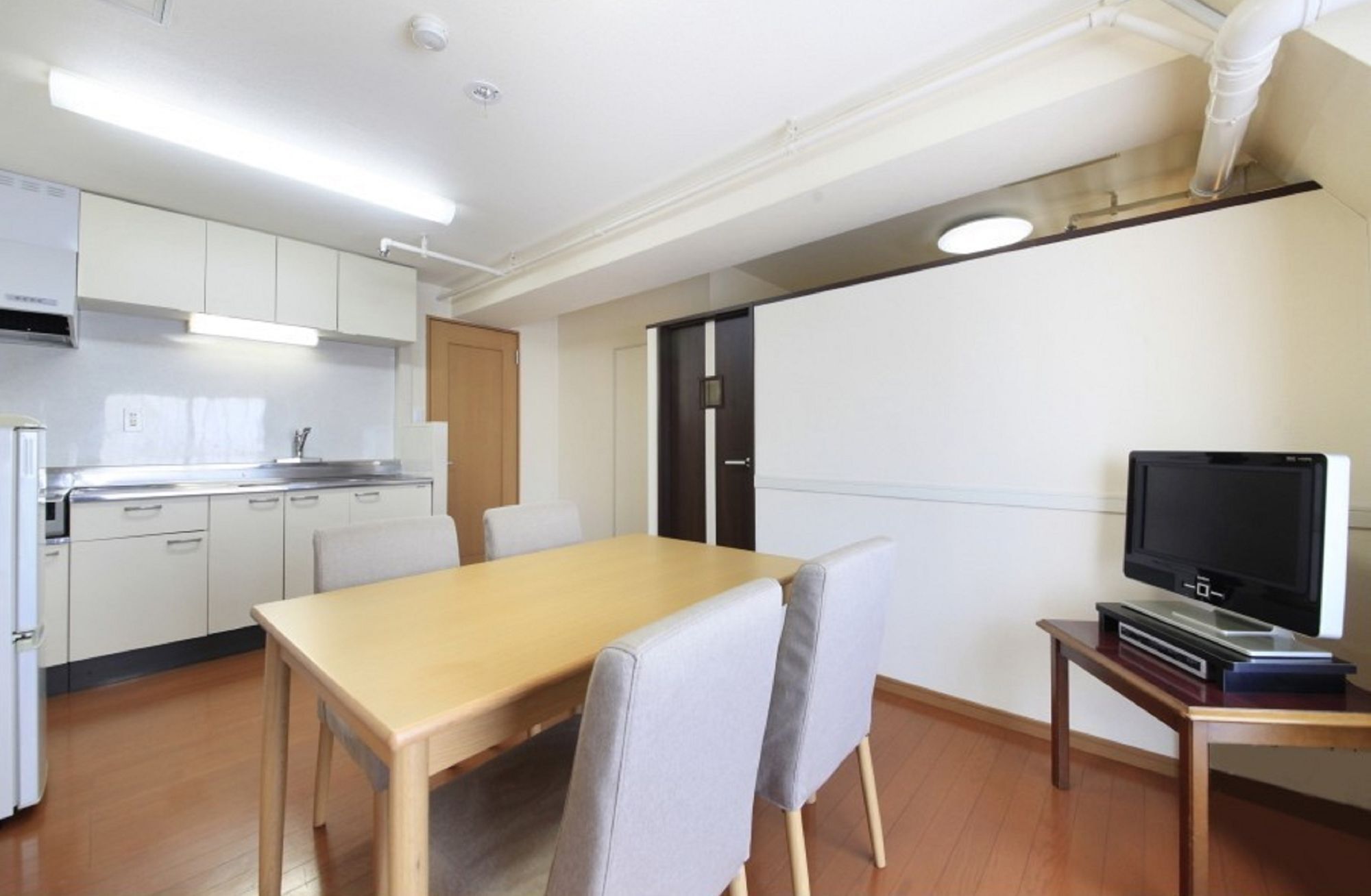 Shinjuku Urban Hotel โตเกียว ภายนอก รูปภาพ